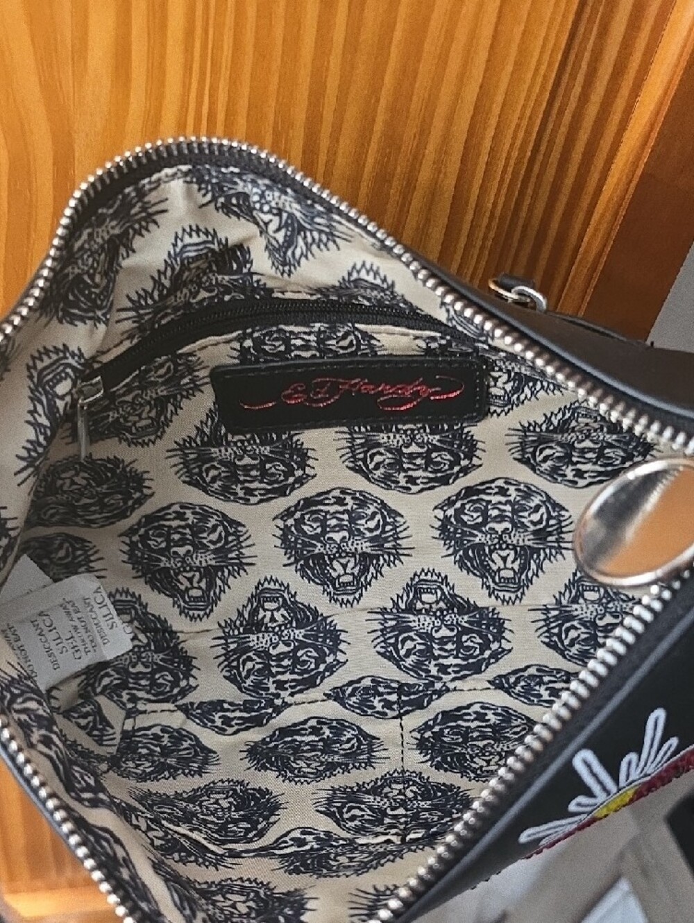 Ed Hardy Black Shoulder Bag with Sequin Design - Picture 7 of 8